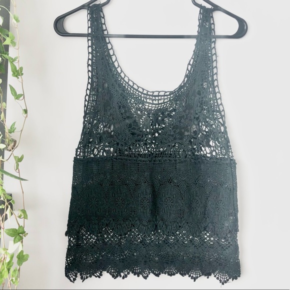 5/$20 Lace tank top, size XS - Picture 3 of 7